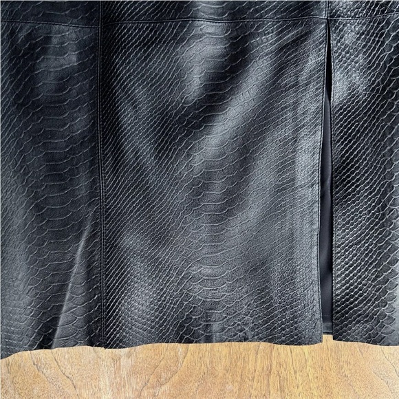 ALICE + OLIVIA Lambs Leather Pencil Snakeskin Midi Skirt Womens Size 6 Black - Picture 10 of 16